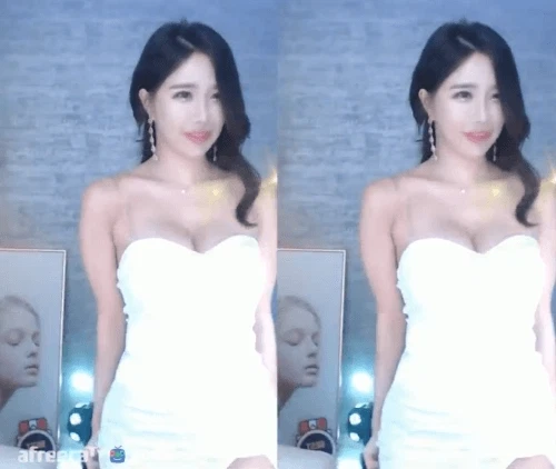 3731879018_ls1YEJzu_8kHomUVLPhrWpx0i.webp