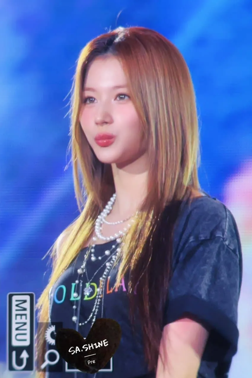 981273534_xokwbF8g_Cl2NTYM0K5yQ7pvH.jpg.webp